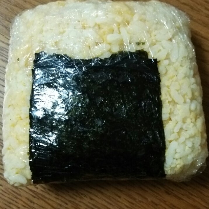 卵ご飯おにぎり